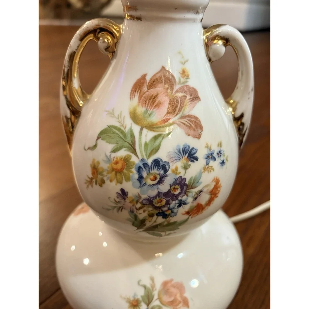 Vintage Urn Style Porcelain Hand Painted Floral Motif With Gold Trim Lamp 20